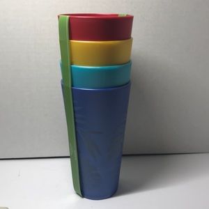Set of 4 Plastic Drinking Cups NWT